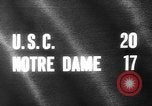 Immagine di USC contro Notre Dame football 1964 Los Angeles California USA, 1964, secondo 3 filmato di repertorio 65675056314