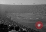 Immagine di USC contro Notre Dame football 1964 Los Angeles California USA, 1964, secondo 11 filmato di repertorio 65675056314