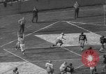 Immagine di USC contro Notre Dame football 1964 Los Angeles California USA, 1964, secondo 33 filmato di repertorio 65675056314
