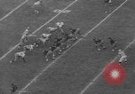 Immagine di USC contro Notre Dame football 1964 Los Angeles California USA, 1964, secondo 59 filmato di repertorio 65675056314