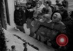 Immagine di La sera prima di Natale United States USA, 1964, secondo 20 filmato di repertorio 65675056315