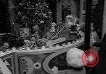 Immagine di La sera prima di Natale United States USA, 1964, secondo 35 filmato di repertorio 65675056315