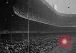 Immagine di Giants versus Browns New York City USA, 1964, secondo 9 filmato di repertorio 65675056316