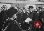 Standbild Ehre Queen Elizabeth Vereinigtes Königreich, 1965, aus Sekunde 52 historischem Filmmaterial Videoclip 65675056321
