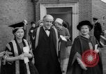 Standbild Ehre Queen Elizabeth Vereinigtes Königreich, 1965, aus Sekunde 56 historischem Filmmaterial Videoclip 65675056321