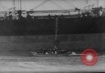 Standbild Frachter Ping ein im Sturm Europa, 1965, aus Sekunde 25 historischem Filmmaterial Videoclip 65675056322