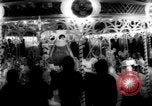 Standbild Weihnachten feiern New York City USA, 1965, aus Sekunde 6 historischem Filmmaterial Videoclip 65675056323