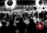 Standbild Weihnachten feiern New York City USA, 1965, aus Sekunde 7 historischem Filmmaterial Videoclip 65675056323