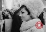 Standbild Weihnachten feiern New York City USA, 1965, aus Sekunde 17 historischem Filmmaterial Videoclip 65675056323