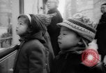 Standbild Weihnachten feiern New York City USA, 1965, aus Sekunde 33 historischem Filmmaterial Videoclip 65675056323