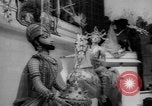 Standbild Weihnachten feiern New York City USA, 1965, aus Sekunde 36 historischem Filmmaterial Videoclip 65675056323