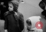 Standbild Weihnachten feiern New York City USA, 1965, aus Sekunde 38 historischem Filmmaterial Videoclip 65675056323