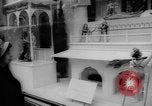 Standbild Weihnachten feiern New York City USA, 1965, aus Sekunde 46 historischem Filmmaterial Videoclip 65675056323