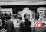 Standbild Weihnachten feiern New York City USA, 1965, aus Sekunde 57 historischem Filmmaterial Videoclip 65675056323