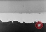 Standbild deutsche Armee verteidigt gegen die Alliierten in der Normandie Frankreich, 1944, aus Sekunde 35 historischem Filmmaterial Videoclip 65675056324