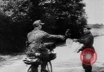 Immagine di Truppe tedesche rispondono a Allied D-day invasione Normandia Francia, 1944, secondo 28 filmato di repertorio 65675056327