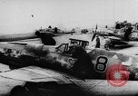 Immagine di Invasione degli alleati in Normandia Francia, 1944, secondo 13 filmato di repertorio 65675056328