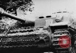 Standbild deutsche militärische Invasion St. Lo Frankreich, 1944, aus Sekunde 7 historischem Filmmaterial Videoclip 65675056330