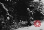 Standbild deutsche militärische Invasion St. Lo Frankreich, 1944, aus Sekunde 9 historischem Filmmaterial Videoclip 65675056330