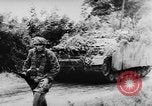 Standbild deutsche militärische Invasion St. Lo Frankreich, 1944, aus Sekunde 13 historischem Filmmaterial Videoclip 65675056330