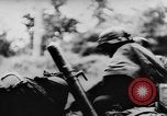 Standbild deutsche militärische Invasion St. Lo Frankreich, 1944, aus Sekunde 22 historischem Filmmaterial Videoclip 65675056330