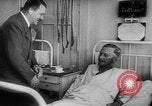 Immagine di Hitler bomba visite plot vittime in ospedale La Prussia orientale, 1944, secondo 45 filmato di repertorio 65675056336