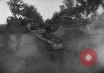 Standbild Bundeswehr sappers set Sprengladungen in der Stadt Witebsk Weißrussland, 1944, aus Sekunde 37 historischem Filmmaterial Videoclip 65675056338