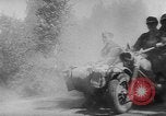 Standbild Bundeswehr sappers set Sprengladungen in der Stadt Witebsk Weißrussland, 1944, aus Sekunde 48 historischem Filmmaterial Videoclip 65675056338