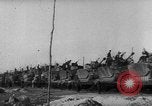 Standbild deutschen militärischen Rückzug Russland, 1944, aus Sekunde 17 historischem Filmmaterial Videoclip 65675056339