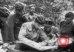 Standbild deutschen militärischen Rückzug Russland, 1944, aus Sekunde 52 historischem Filmmaterial Videoclip 65675056339
