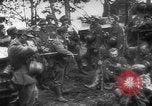 Standbild deutschen militärischen Rückzug Russland, 1944, aus Sekunde 58 historischem Filmmaterial Videoclip 65675056339