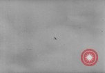 Standbild deutschen Rüstung getarnt mit Laub Frankreich, 1944, aus Sekunde 48 historischem Filmmaterial Videoclip 65675056340