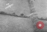 Standbild die deutschen Truppen verteidigen gegen die alliierten Invasion in der Normandie Frankreich, 1944, aus Sekunde 16 historischem Filmmaterial Videoclip 65675056341
