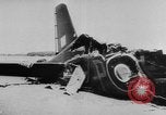Standbild zerstörten Alliierte Flugzeuge Frankreich, 1944, aus Sekunde 39 historischem Filmmaterial Videoclip 65675056342