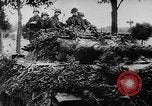 Immagine di Le forze tedesche difendere contro Allied avanza Francia, 1944, secondo 11 filmato di repertorio 65675056350