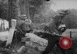 Immagine di Le forze tedesche difendere contro Allied avanza Francia, 1944, secondo 35 filmato di repertorio 65675056350