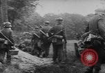 Immagine di Le forze tedesche difendere contro Allied avanza Francia, 1944, secondo 36 filmato di repertorio 65675056350