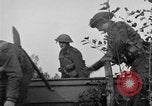 Immagine di La fanteria britannica impegnare le forze tedesche nei Paesi Bassi nella seconda guerra mondiale Hertogenbosch Paesi Bassi, 1944, secondo 3 filmato di repertorio 65675056356