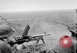 Immagine di La fanteria britannica impegnare le forze tedesche nei Paesi Bassi nella seconda guerra mondiale Hertogenbosch Paesi Bassi, 1944, secondo 11 filmato di repertorio 65675056356