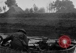 Immagine di La fanteria britannica impegnare le forze tedesche nei Paesi Bassi nella seconda guerra mondiale Hertogenbosch Paesi Bassi, 1944, secondo 29 filmato di repertorio 65675056356