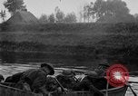 Immagine di La fanteria britannica impegnare le forze tedesche nei Paesi Bassi nella seconda guerra mondiale Hertogenbosch Paesi Bassi, 1944, secondo 30 filmato di repertorio 65675056356