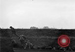 Immagine di La fanteria britannica impegnare le forze tedesche nei Paesi Bassi nella seconda guerra mondiale Hertogenbosch Paesi Bassi, 1944, secondo 42 filmato di repertorio 65675056356