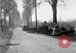 Standbild Verbündeten dringen in Holland Hertogenbosch Niederlande, 1944, aus Sekunde 13 historischem Filmmaterial Videoclip 65675056357