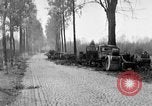 Standbild Verbündeten dringen in Holland Hertogenbosch Niederlande, 1944, aus Sekunde 15 historischem Filmmaterial Videoclip 65675056357
