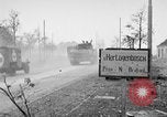 Standbild Verbündeten dringen in Holland Hertogenbosch Niederlande, 1944, aus Sekunde 23 historischem Filmmaterial Videoclip 65675056357
