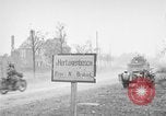 Standbild Verbündeten dringen in Holland Hertogenbosch Niederlande, 1944, aus Sekunde 28 historischem Filmmaterial Videoclip 65675056357