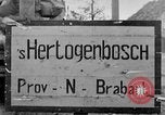 Standbild Verbündeten dringen in Holland Hertogenbosch Niederlande, 1944, aus Sekunde 32 historischem Filmmaterial Videoclip 65675056357