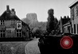 Standbild Verbündeten dringen in Holland Hertogenbosch Niederlande, 1944, aus Sekunde 41 historischem Filmmaterial Videoclip 65675056357