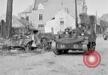 Standbild Verbündeten dringen in Holland Hertogenbosch Niederlande, 1944, aus Sekunde 45 historischem Filmmaterial Videoclip 65675056357
