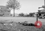 Standbild Verbündeten dringen in Holland Hertogenbosch Niederlande, 1944, aus Sekunde 53 historischem Filmmaterial Videoclip 65675056357